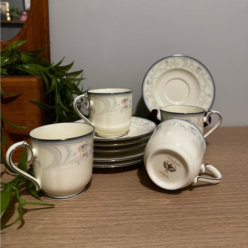 Noritake Bone China “Evermore” Pattern Teacup Set